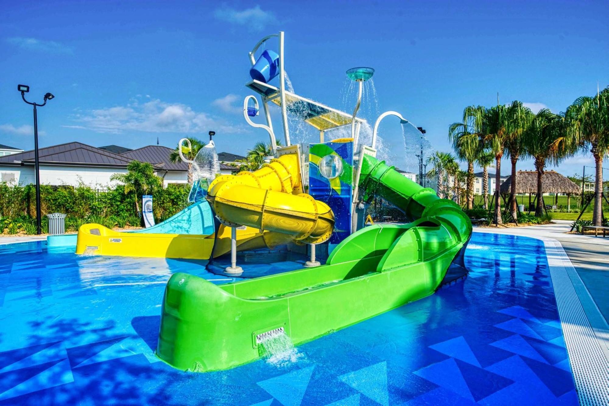 Holiday home 700 Drop Shot Drive *
